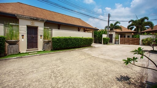 Villa Adonara Others