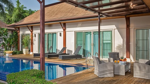 Villa Adonara Terrace/Veranda