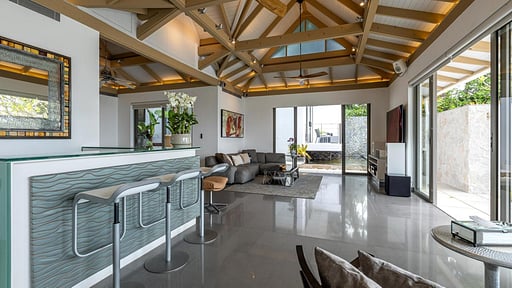 Villa Aera Salon
