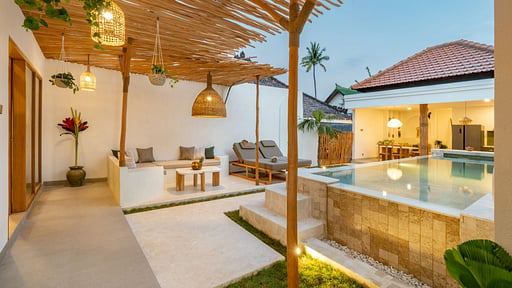Villa Aestetika Swimming pool