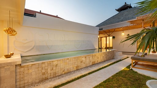 Villa Aestetika Swimming pool