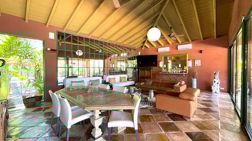 Villa African Queen Woonkamer