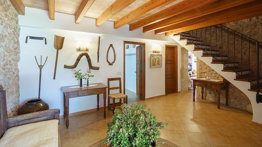 Villa Agnes Otros
