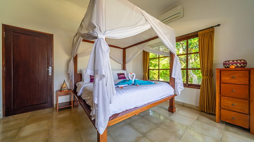 Villa Agus Mas Bedroom 3