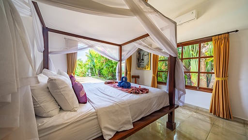 Villa Agus Mas Bedroom 2