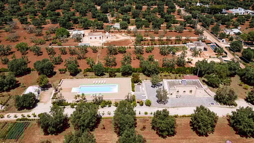 Villa Ajeni Drone foto's