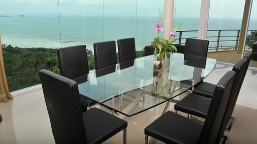 Villa Akira Dining area