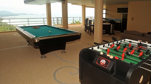 Villa Akira Billiard