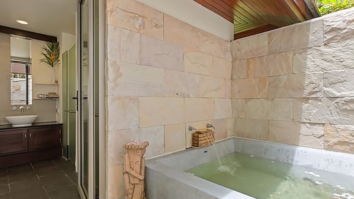 Villa Akuvara Bedroom 1