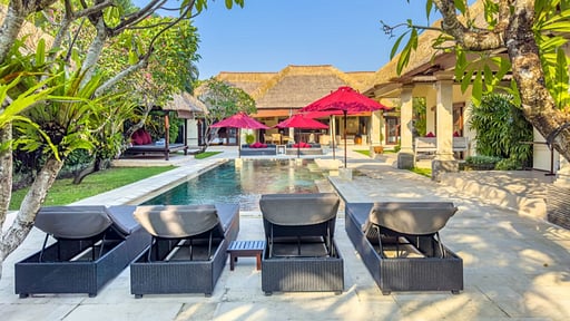 Villa Alam Swimming pool