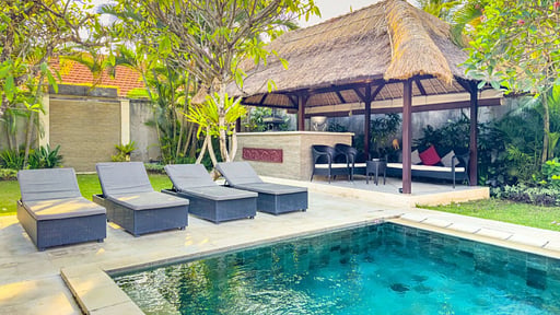 Villa Alam Swimming pool