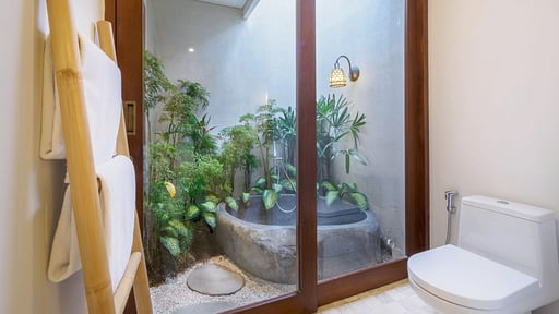Villa Alamanda Bumbak Bedroom 1