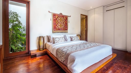 Villa Alamanda Bumbak Bedroom 1