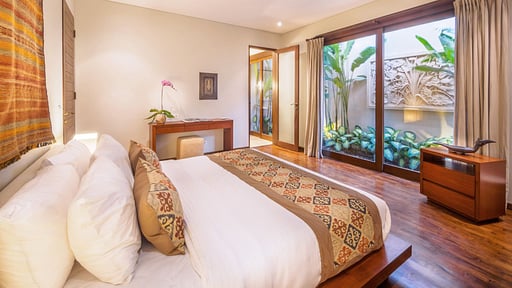 Villa Alamanda Bumbak Bedroom 3