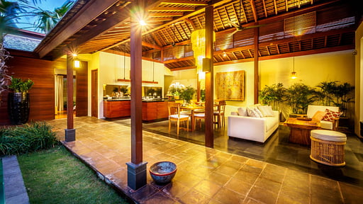 Villa Alamanda Bumbak Living room