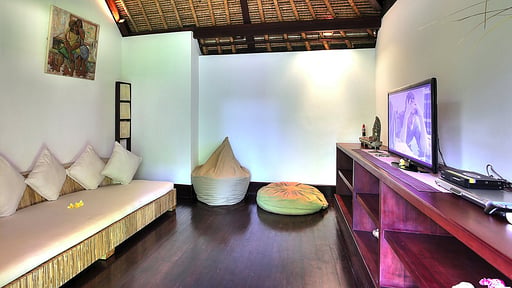 Villa Alamanda Living room 2