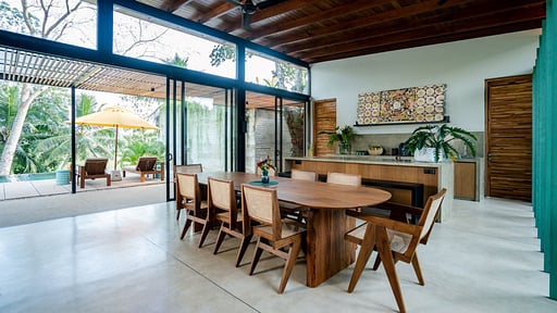 Villa Alba Dining area