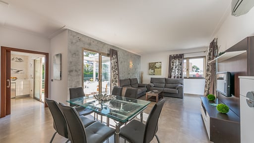 Villa Albufera Dining area