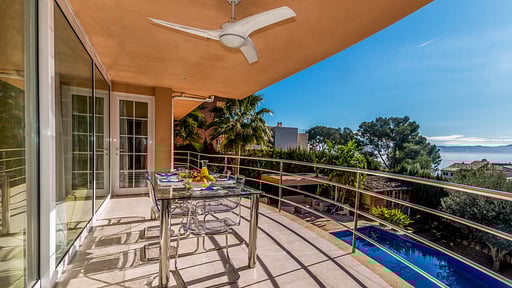 Villa Alca Paradiso Zona de comedor