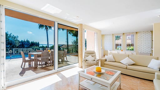 Villa Alca Paradiso Salón