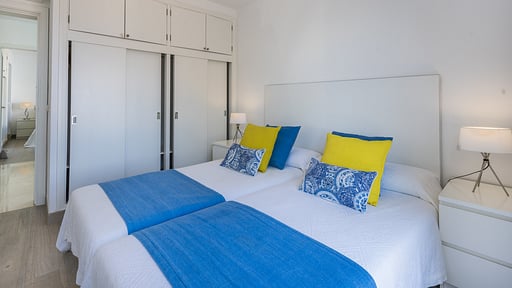 Villa Alcanada Slaapkamer 1