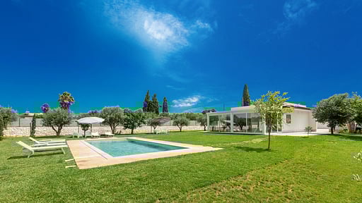 Villa Alceste Swimming pool