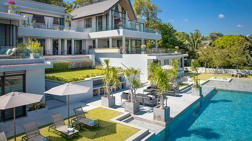 Villa Alchemy Cape Yamu Swimming pool 2