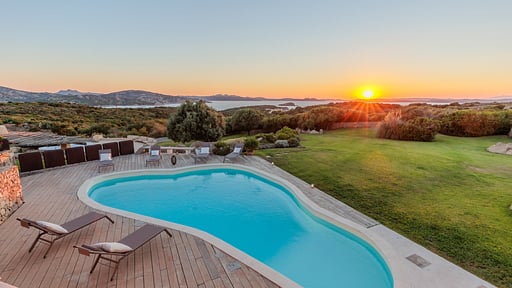 Villa Aldaporto Cervo Zwembad