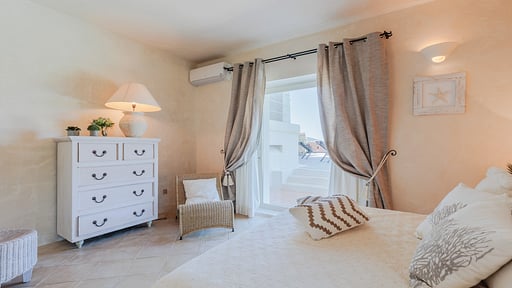 Villa Aldaporto Cervo Slaapkamer 1