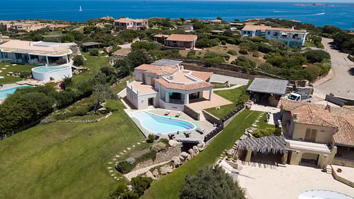 Villa Aldaporto Cervo Drone foto's