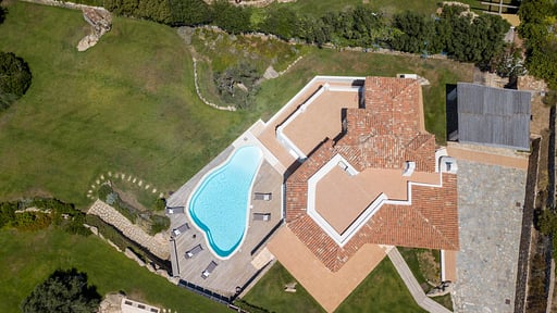 Villa Aldaporto Cervo Drone foto's
