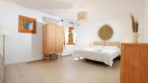 Villa Alegre Bedroom 1