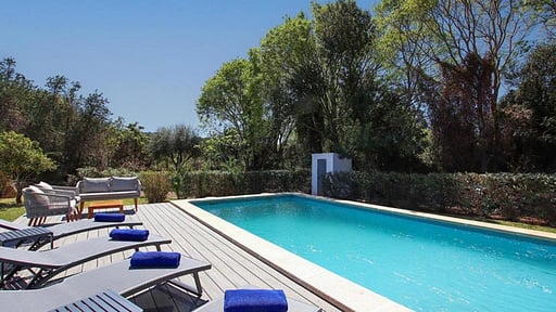 Villa Alegre Swimming pool