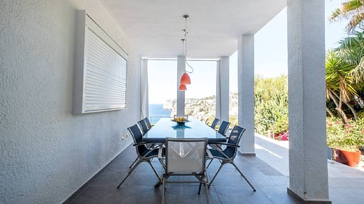 Villa Alegria Dining area