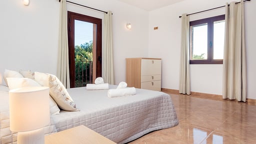 Villa Alexandra Schlafzimmer 6