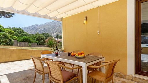 Villa Alexandria Обеденная зона