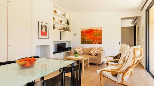 Villa Alfonsa Dining area