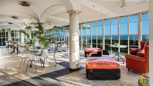 Villa Alfresco Living room 