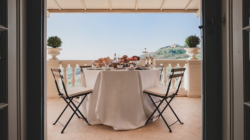 Villa Alfresco Bedroom 2