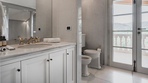 Villa Alfresco Bedroom 5