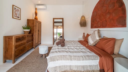 Villa Alhambra Bedroom 1