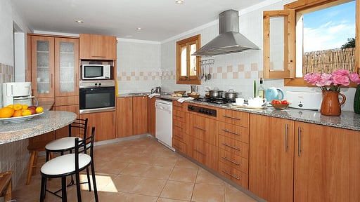 Villa Almendra Boi Cocina