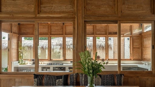 Almerya Estate Dining area