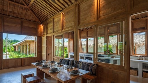 Almerya Estate Dining area