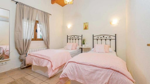 Villa Alondra Bedroom 2