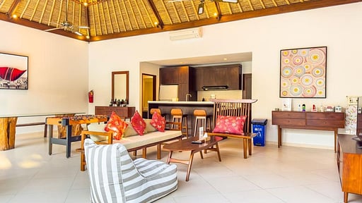 Villa Alore Living room