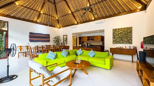 Villa Alore Living room