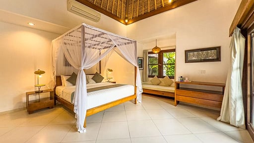 Villa Alore Bedroom 1