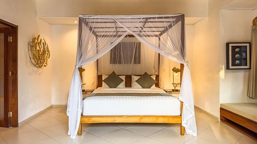 Villa Alore Bedroom 1