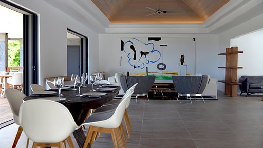 Villa Alpaka Dining area